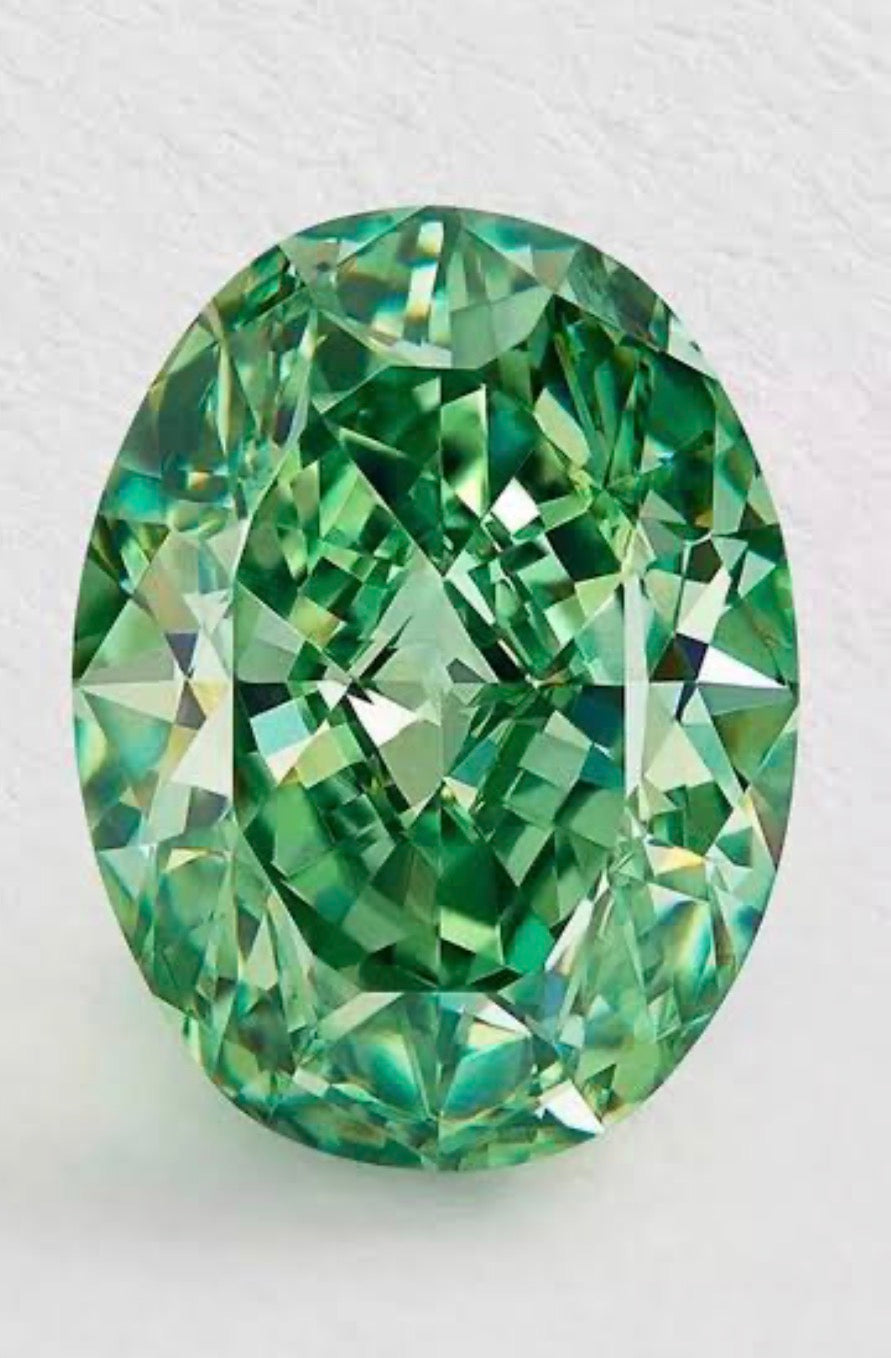 DIAMANTE DE LABORATORIO IGI FANCY VIVID GREEN CORTE OVAL