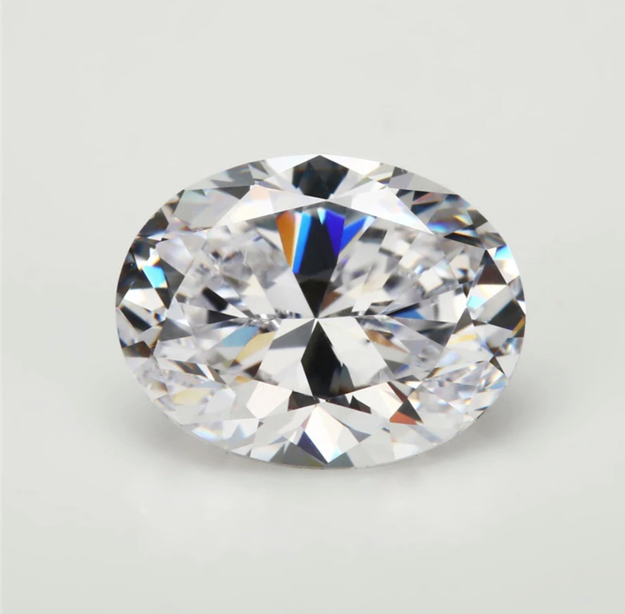 MOISSANITA CORTE OVAL 2 CT 7X9MM