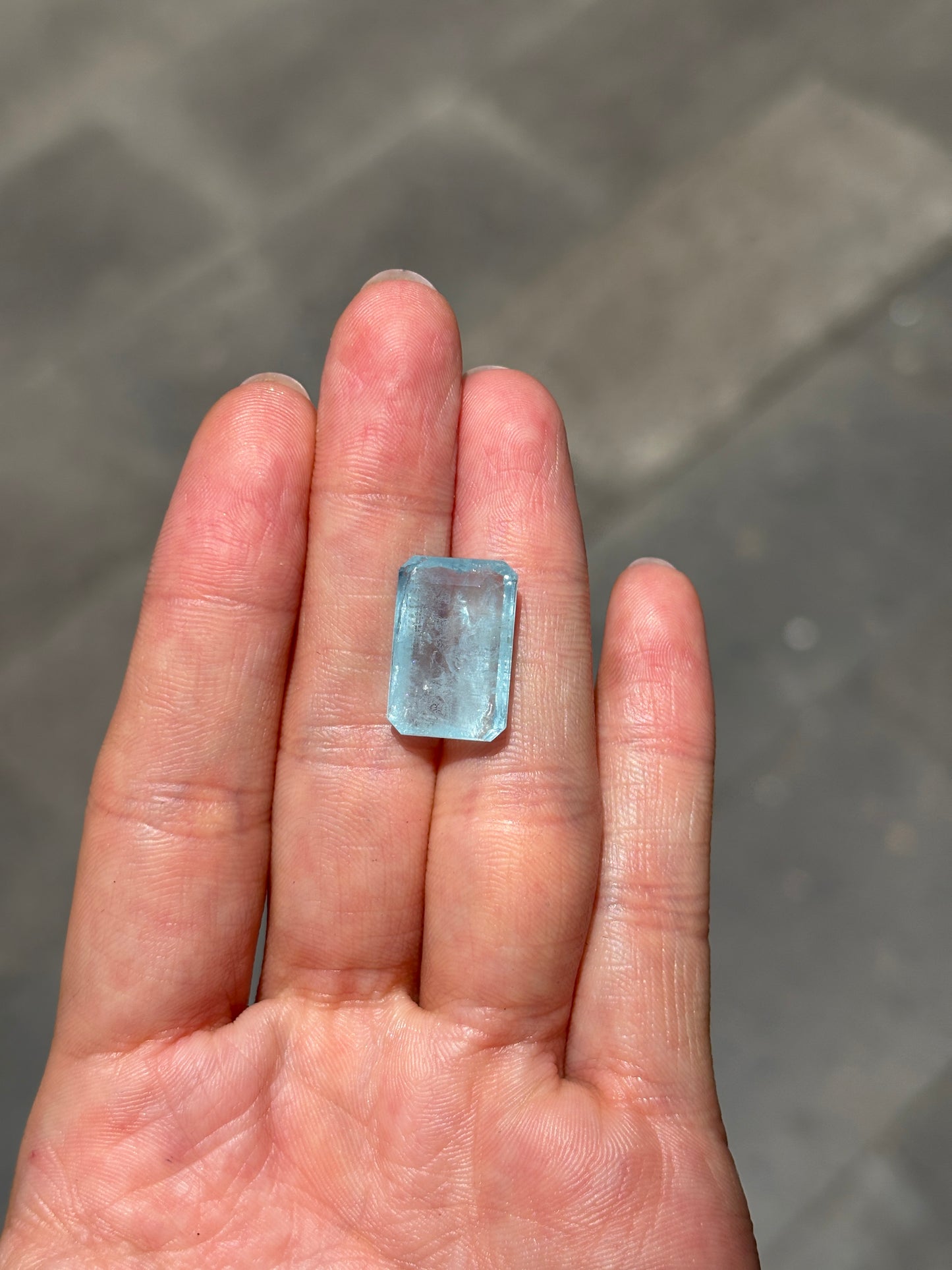 AGUAMARINA 10.015 CTS 11.95 X 17.81 X 5.39 MM