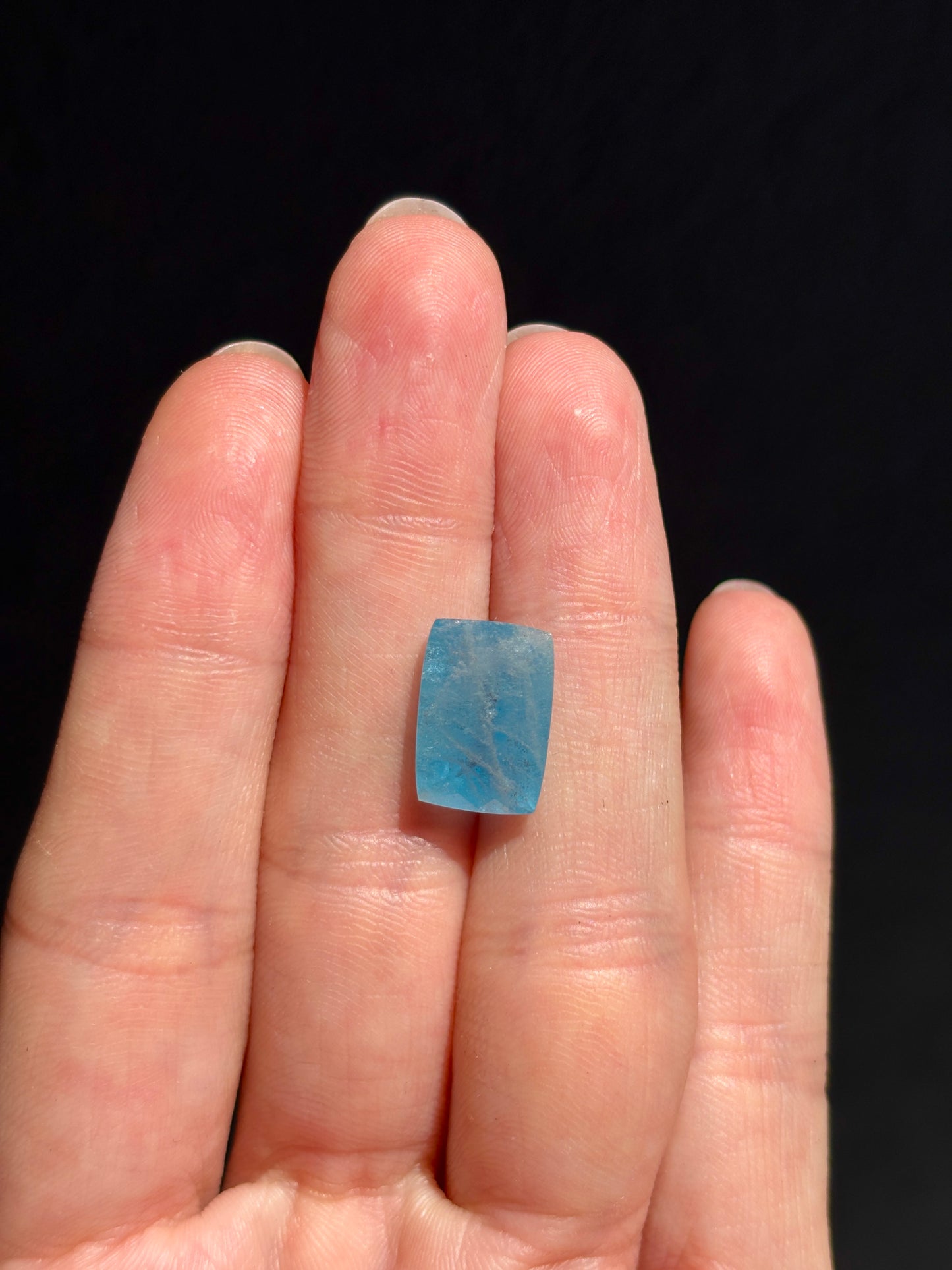 AGUAMARINA 6.15 CTS 9.5 X 13.63 X 6.61 MM