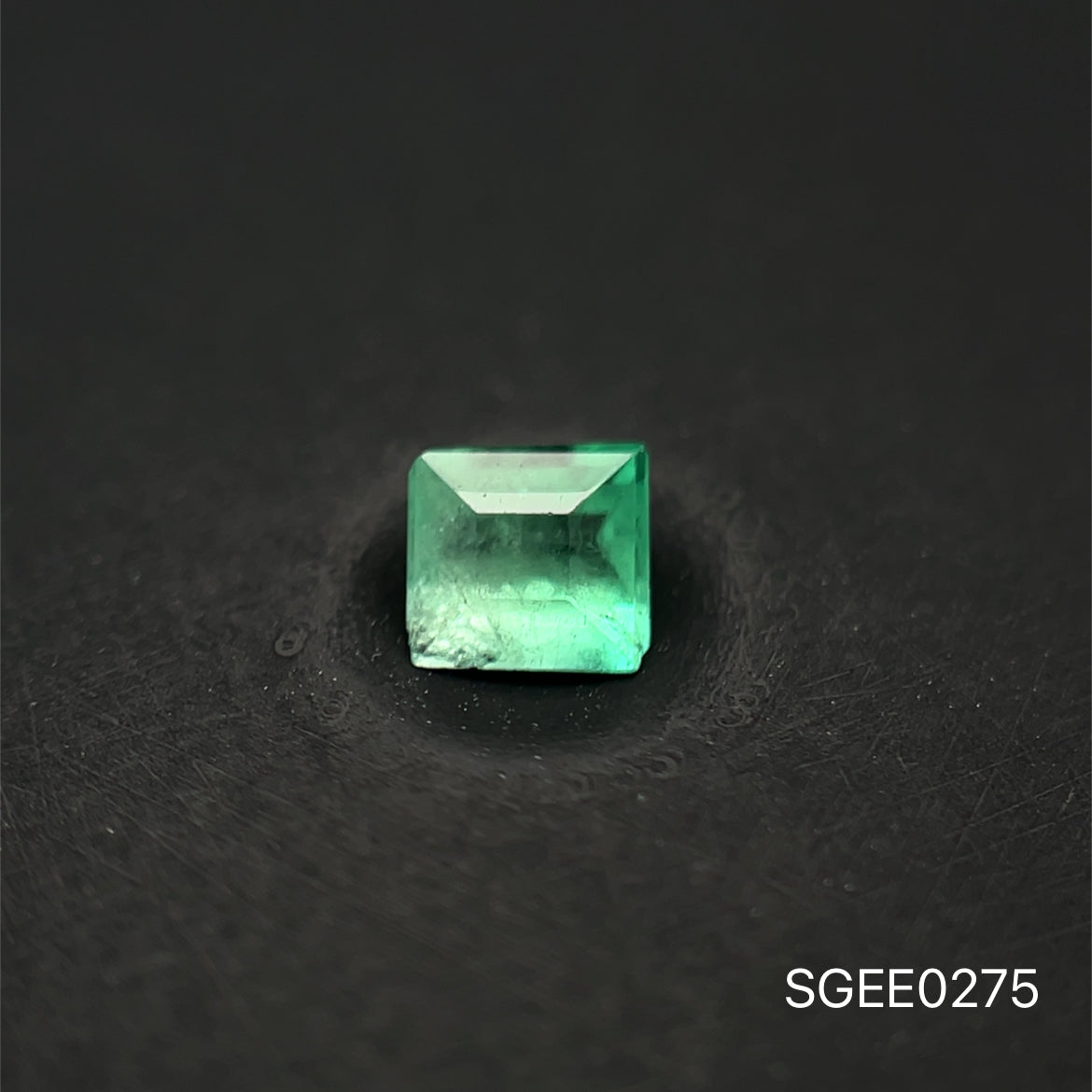 ESMERALDA NATURAL COLOMBIANA PRINCESS 0.24 CTS 3.78 X 3.56 X 2.36 MM