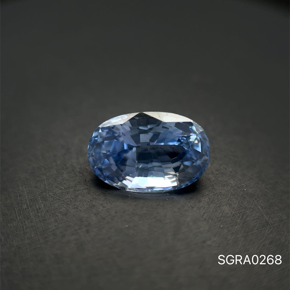 ZAFIRO OVAL 2.470 CTS 9.28 X 6.1 MM
