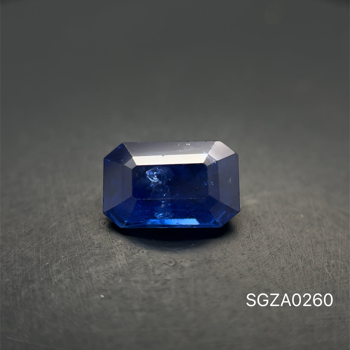 ZAFIRO ESMERALDA 1.640 CTS 4.99 X 7.81
