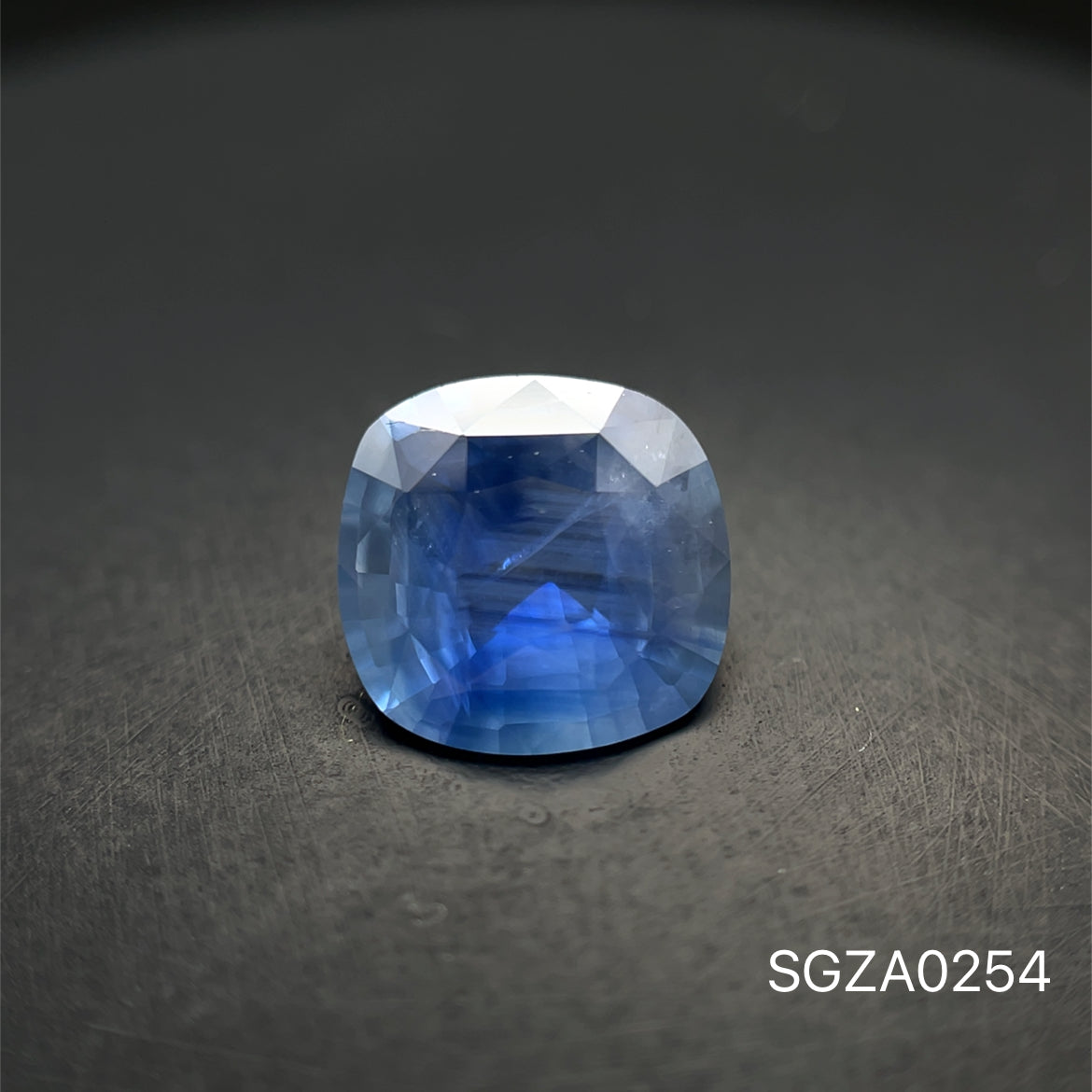 ZAFIRO CUSHION 2.120 CTS 7.85 X 8.1