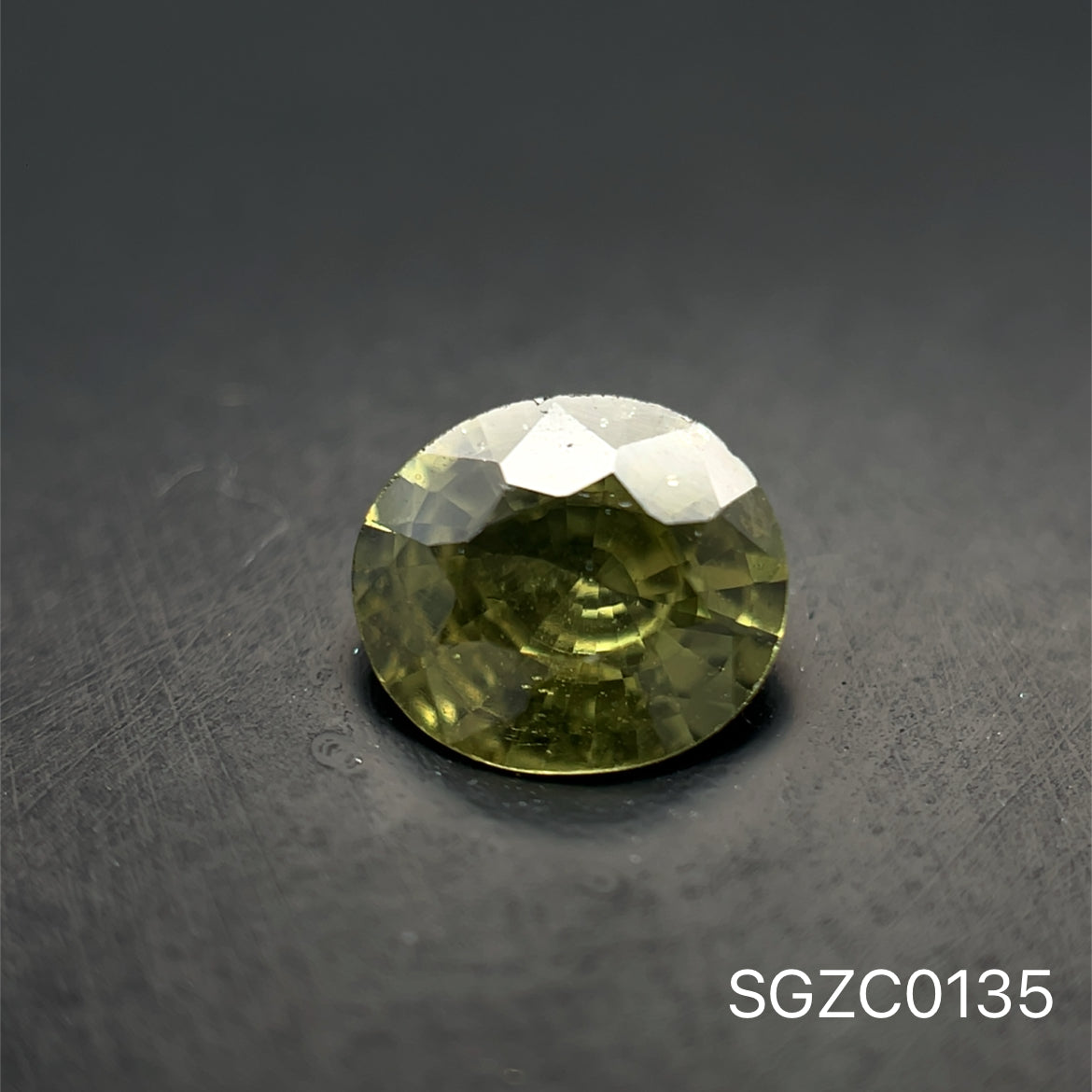 ZAFIRO CORTE OVAL 0.965 CTS