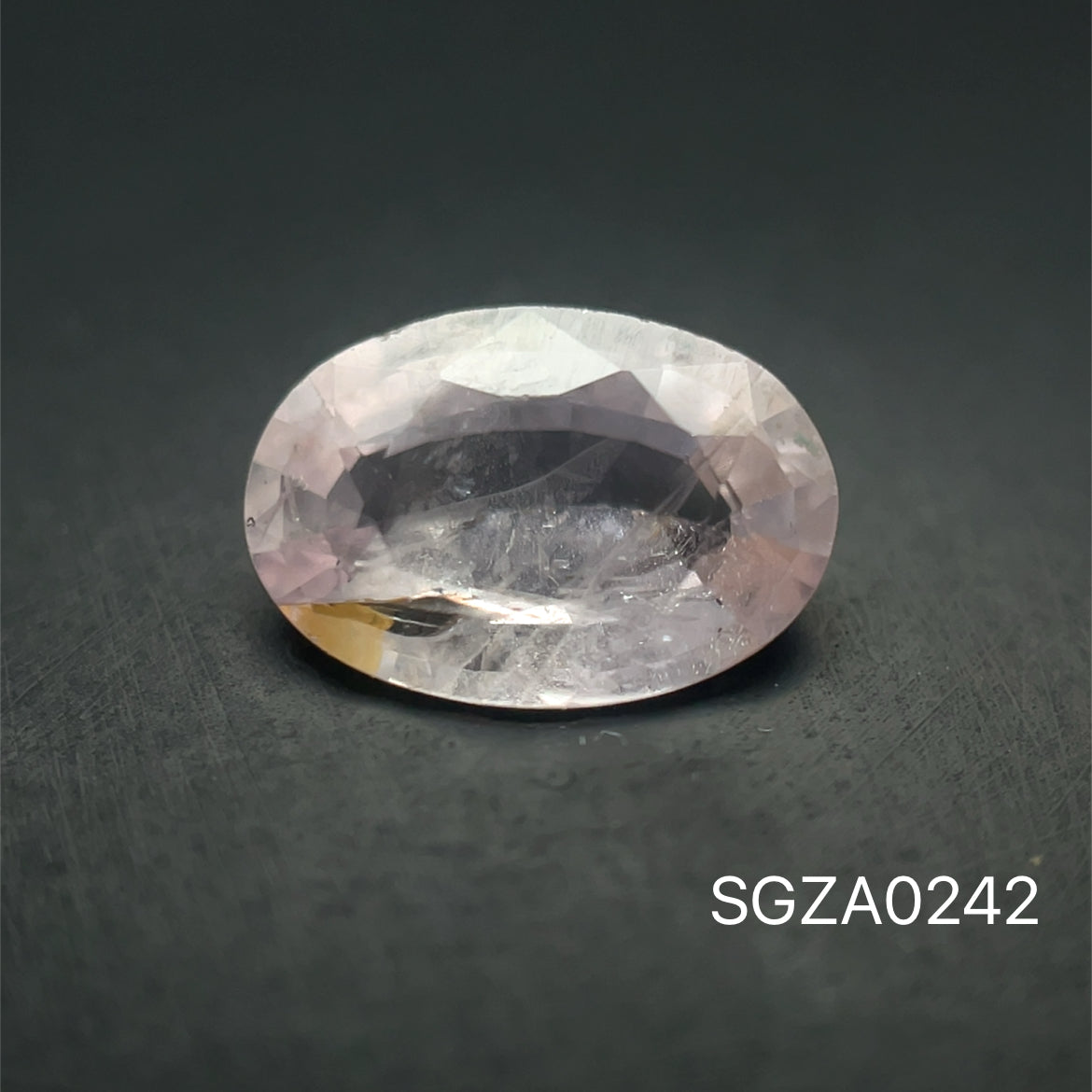 ZAFIRO OVAL 1.85 CT 6.4 X 9.3 MM