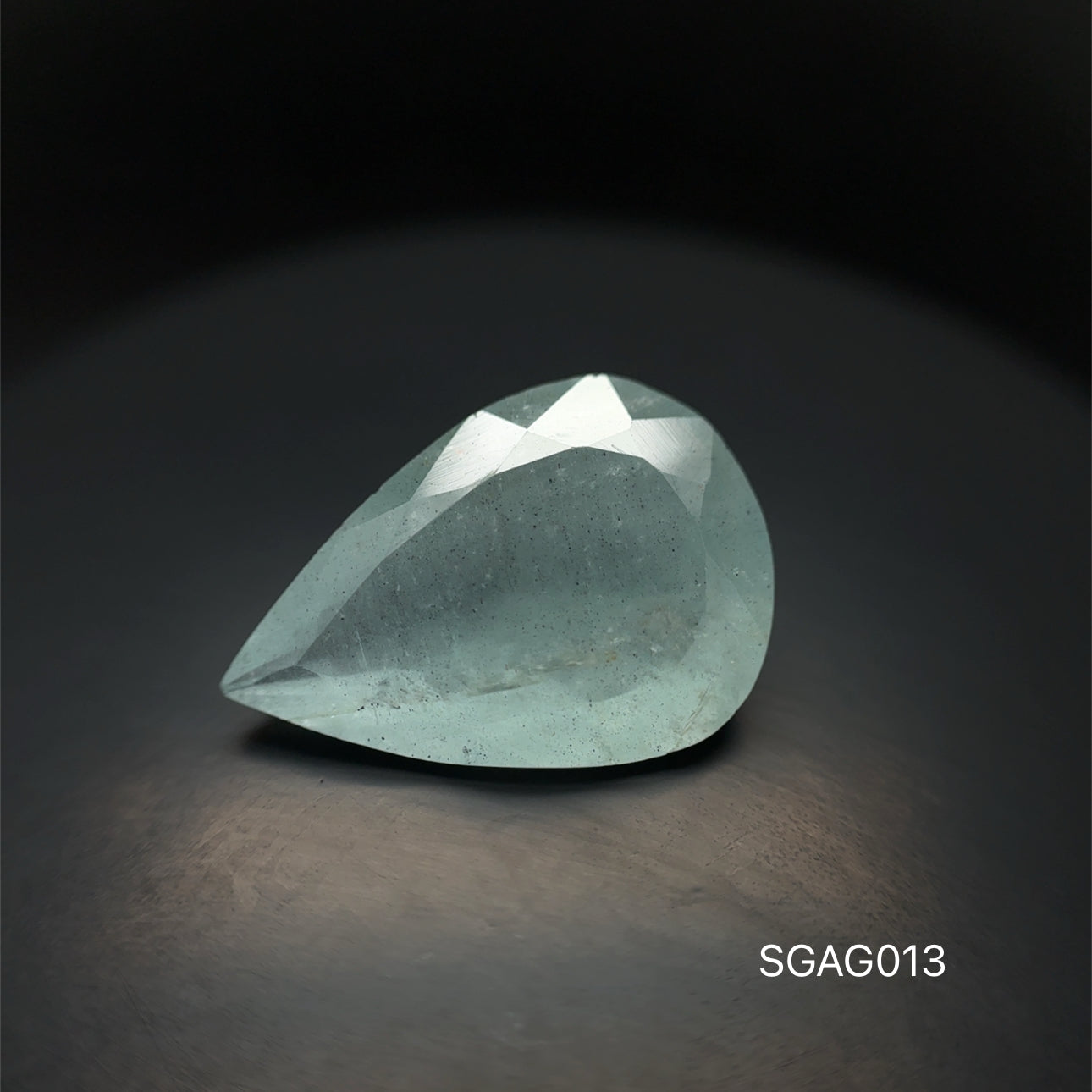 AGUAMARINA CORTE PERA 11.42 CT 14.2 X 20.6 X 7.4 MM