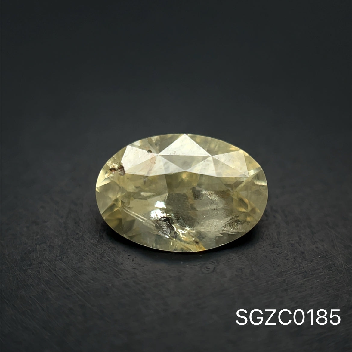 ZAFIRO CORTE OVAL 2.49 CT