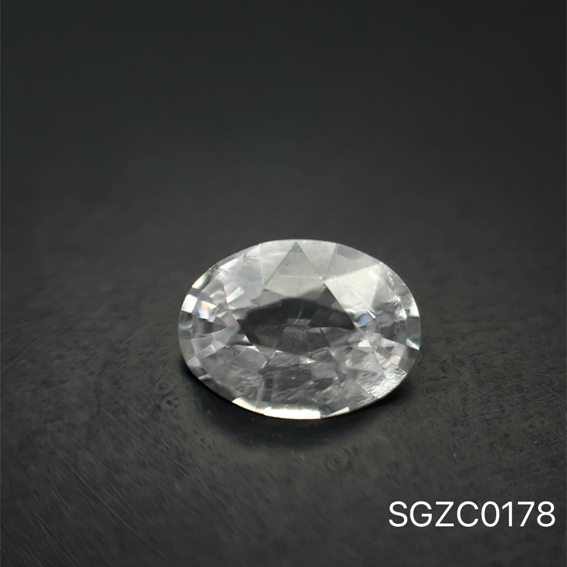 ZAFIRO CORTE OVAL 1.105CT