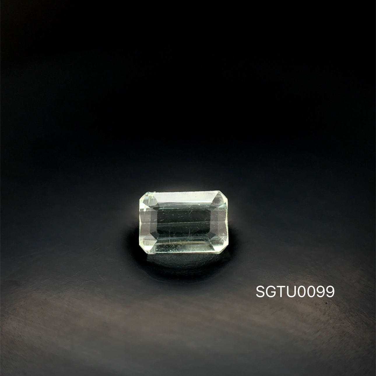 TURMALINA VERDE 1.46 CTS 5.03 X 7.07 X 4.11 MM