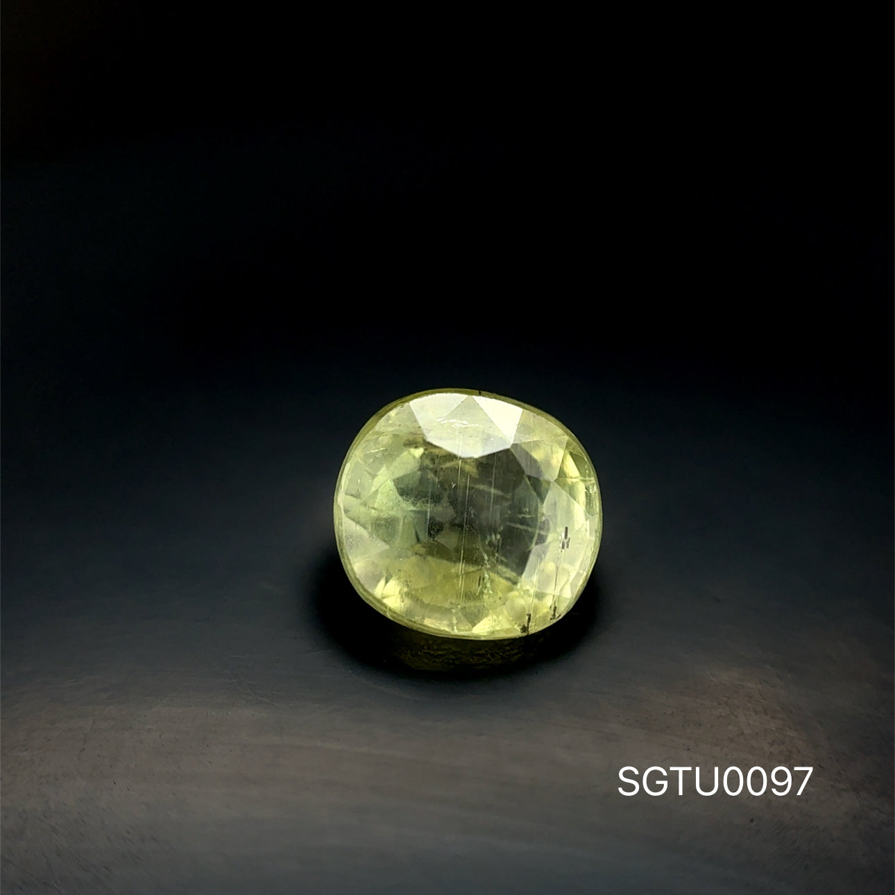 TURMALINA VERDE 3.02 CTS 8.04 X 8.65 X 5.77 MM
