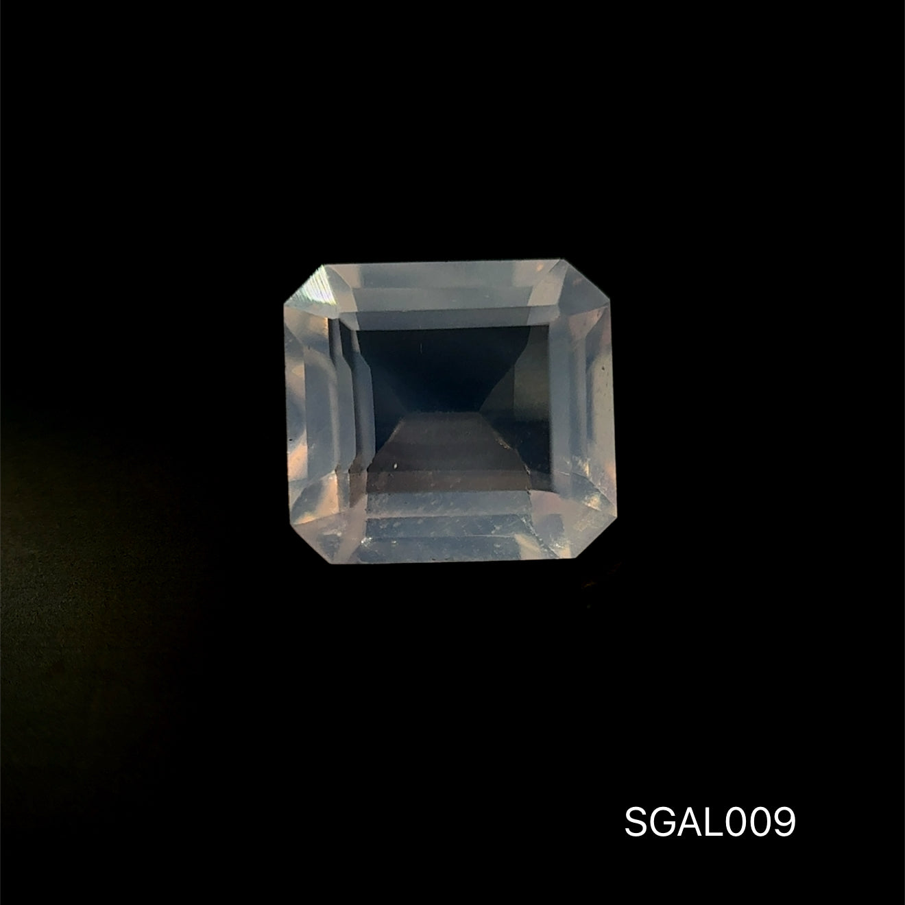 AMATISTA LAVANDA 8.1 X 8.9 MM 2.755 CT