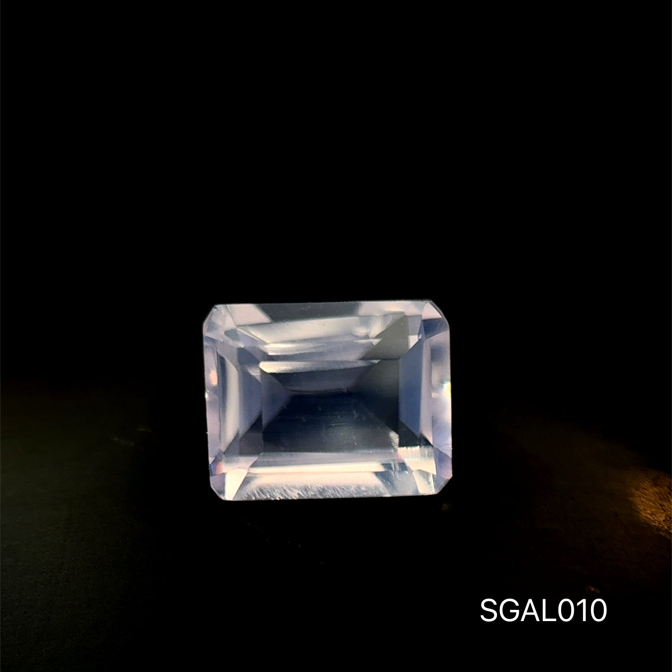 AMATISTA LAVANDA 7.1 X 9 MM 2.645 CT