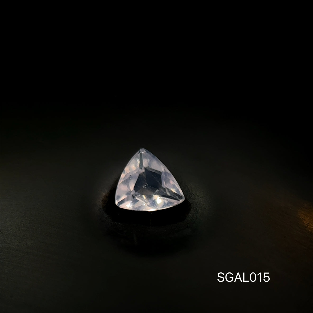 AMATISTA LAVANDA 4.9 X 5.4 MM 0.420 CT