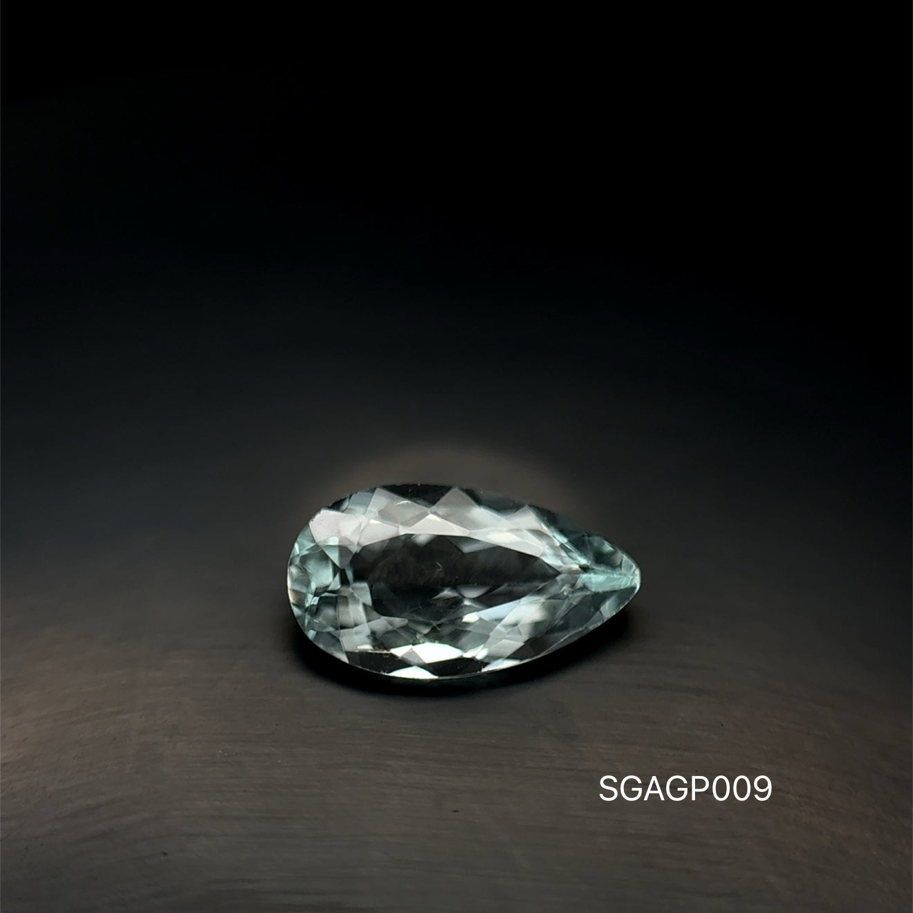 AGUA MARINA CORTE PERA 6.01 X 10.78 MM 1.505 CTS