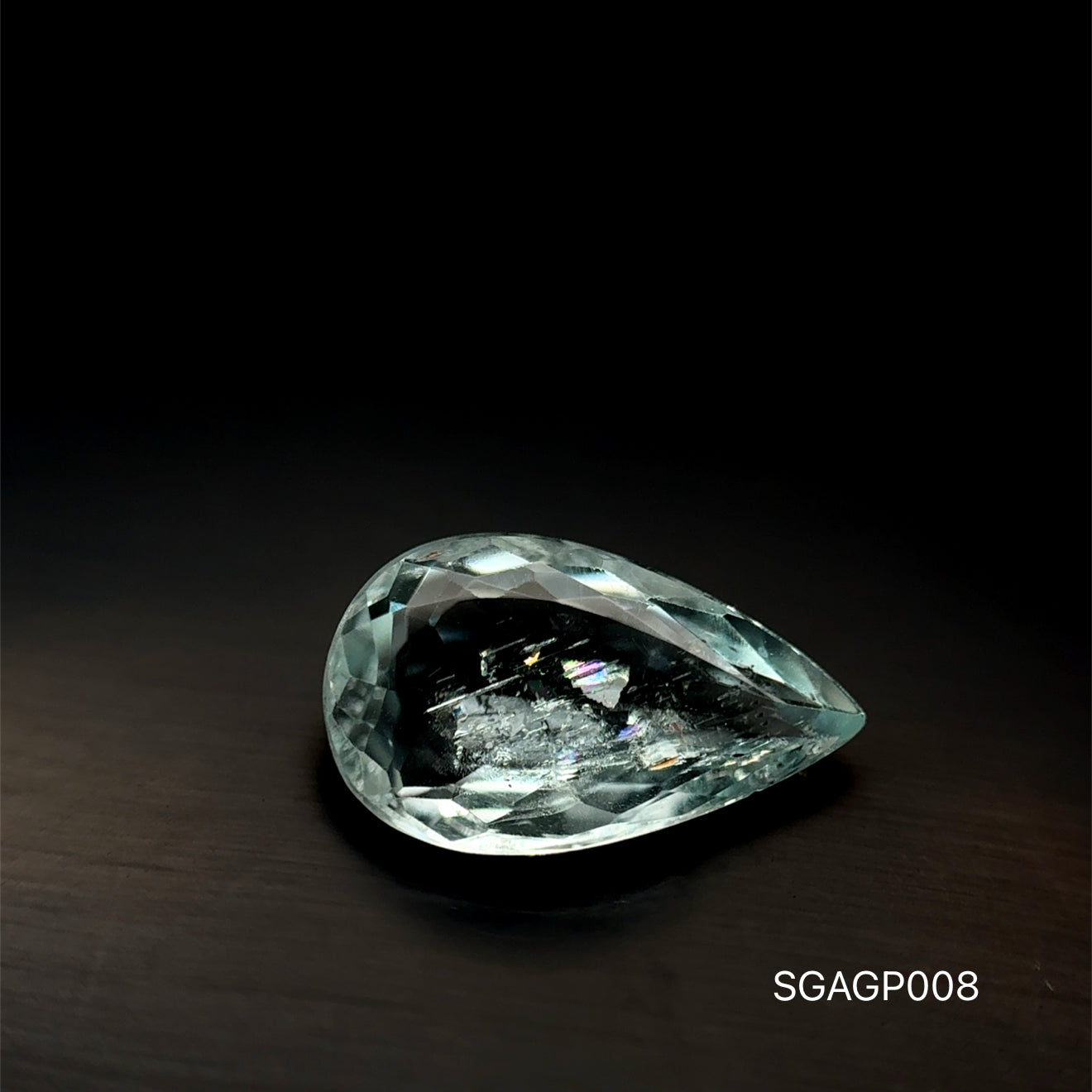 AGUA MARINA CORTE PERA 7.78 X 12.98 MM / 2.350 CT