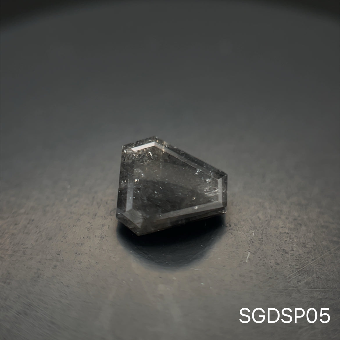 DIAMANTE SALT AND PEPPER 6.52 X 7.14 MM 1.245 CTS