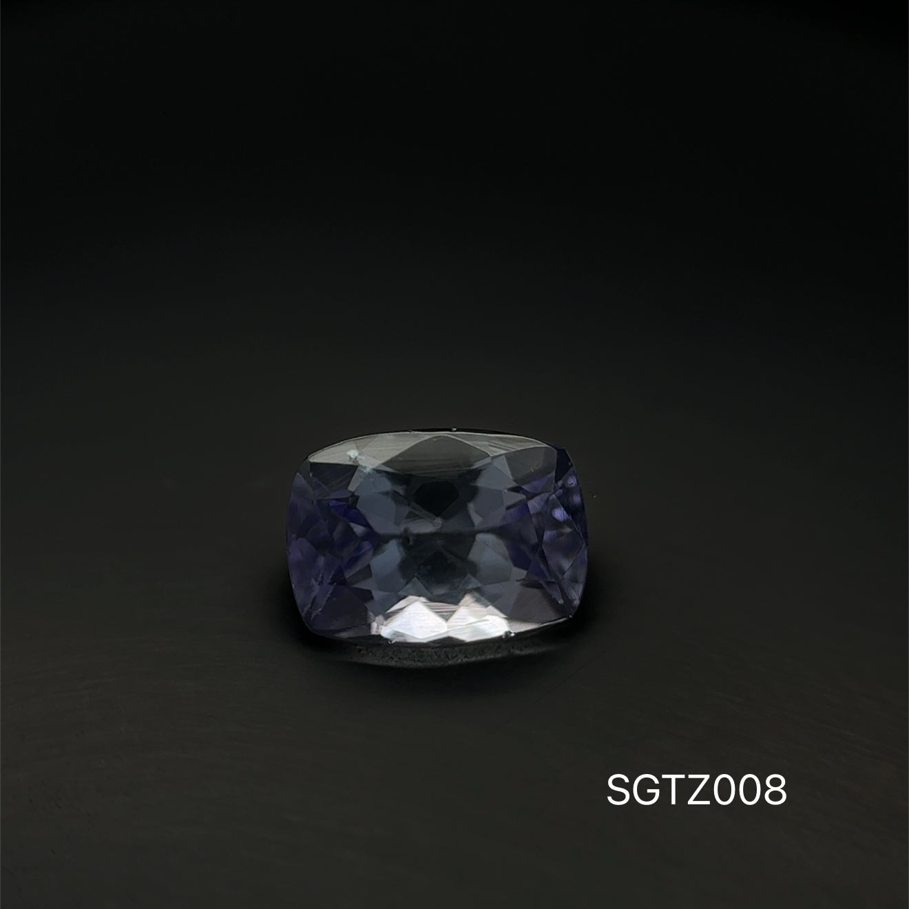 TANZANITA CORTE CUSHION ALARGADO 1.800 CT / 5.94 X 8.11 MM