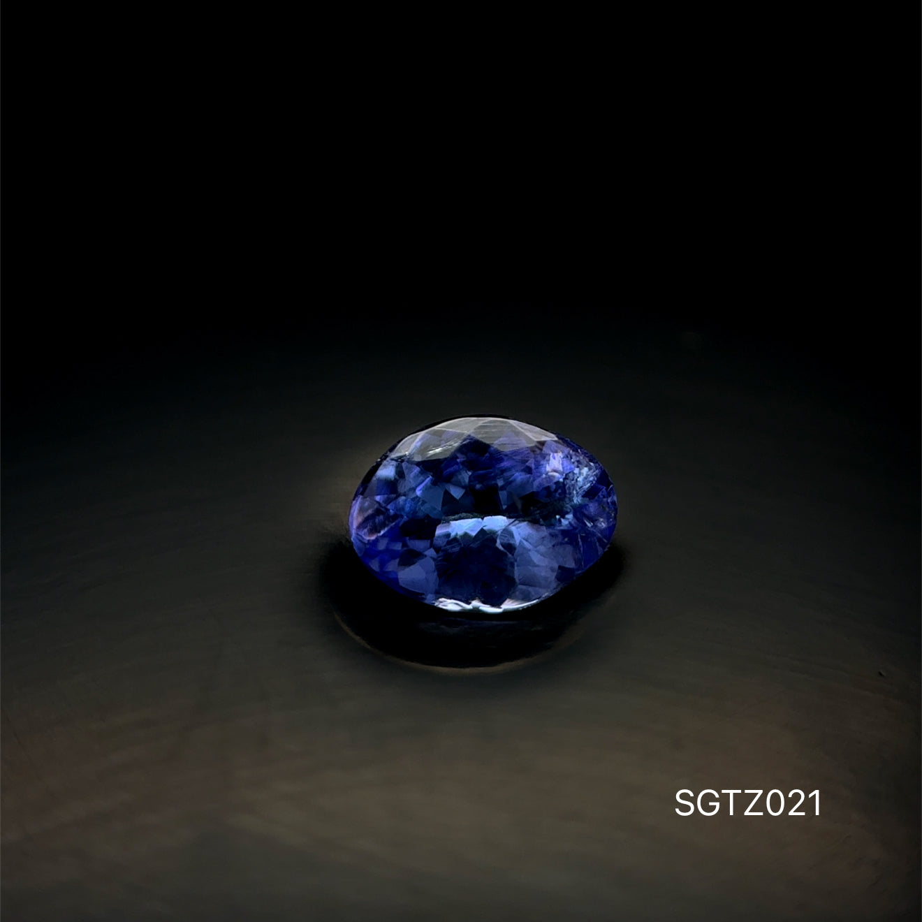 TANZANITA CORTE OVAL / 1.085 CT/ 5.97 X 8.11 MM
