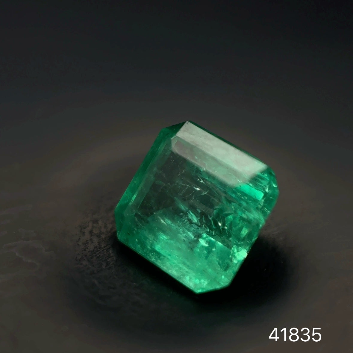 ESMERALDA CDTEC ESMERALDA 0.66 CTS 5.36 X 5.13 MM