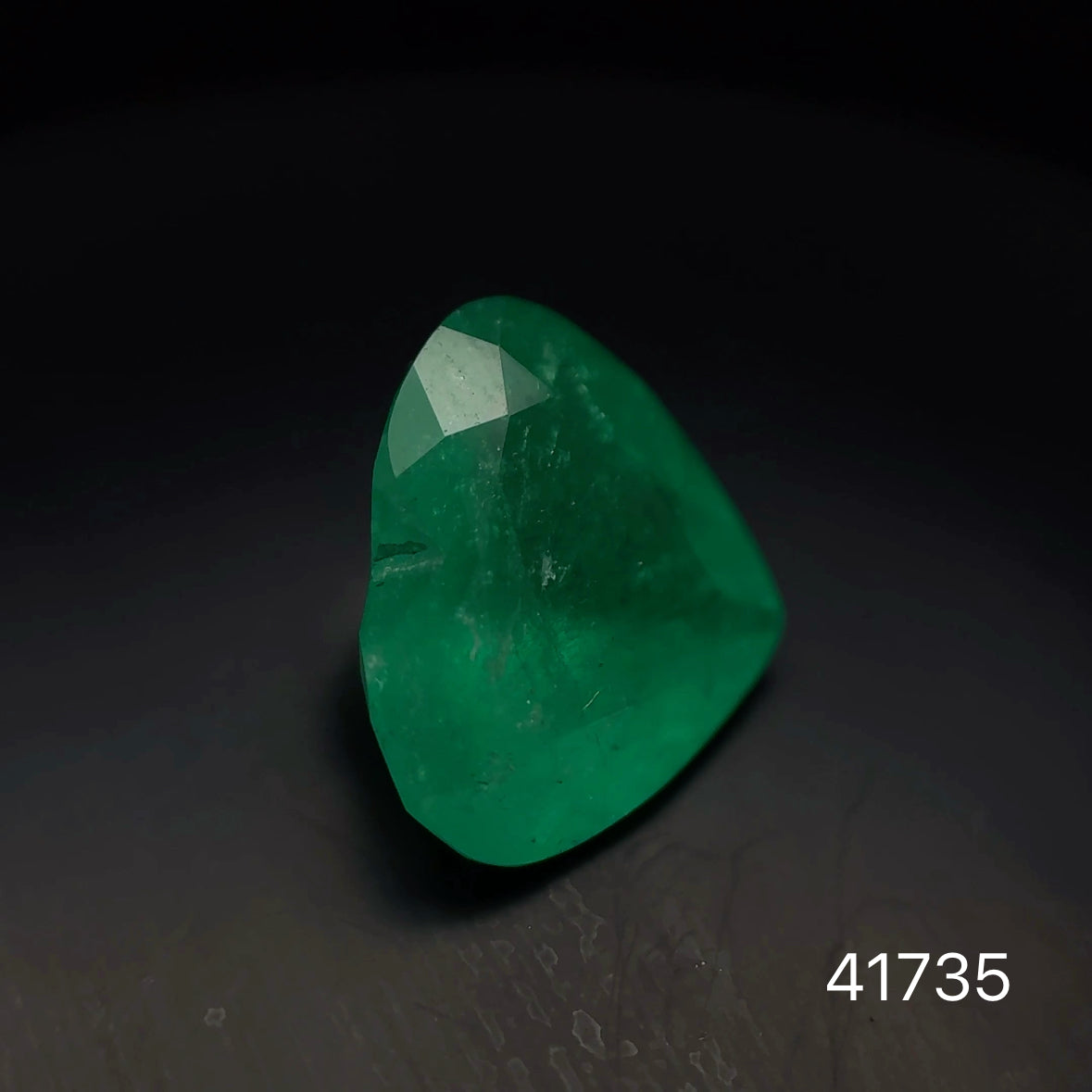 ESMERALDA CDTEC CORAZON/ 5.80 CT/ 11.82 X 13.93 X 7.24 MM