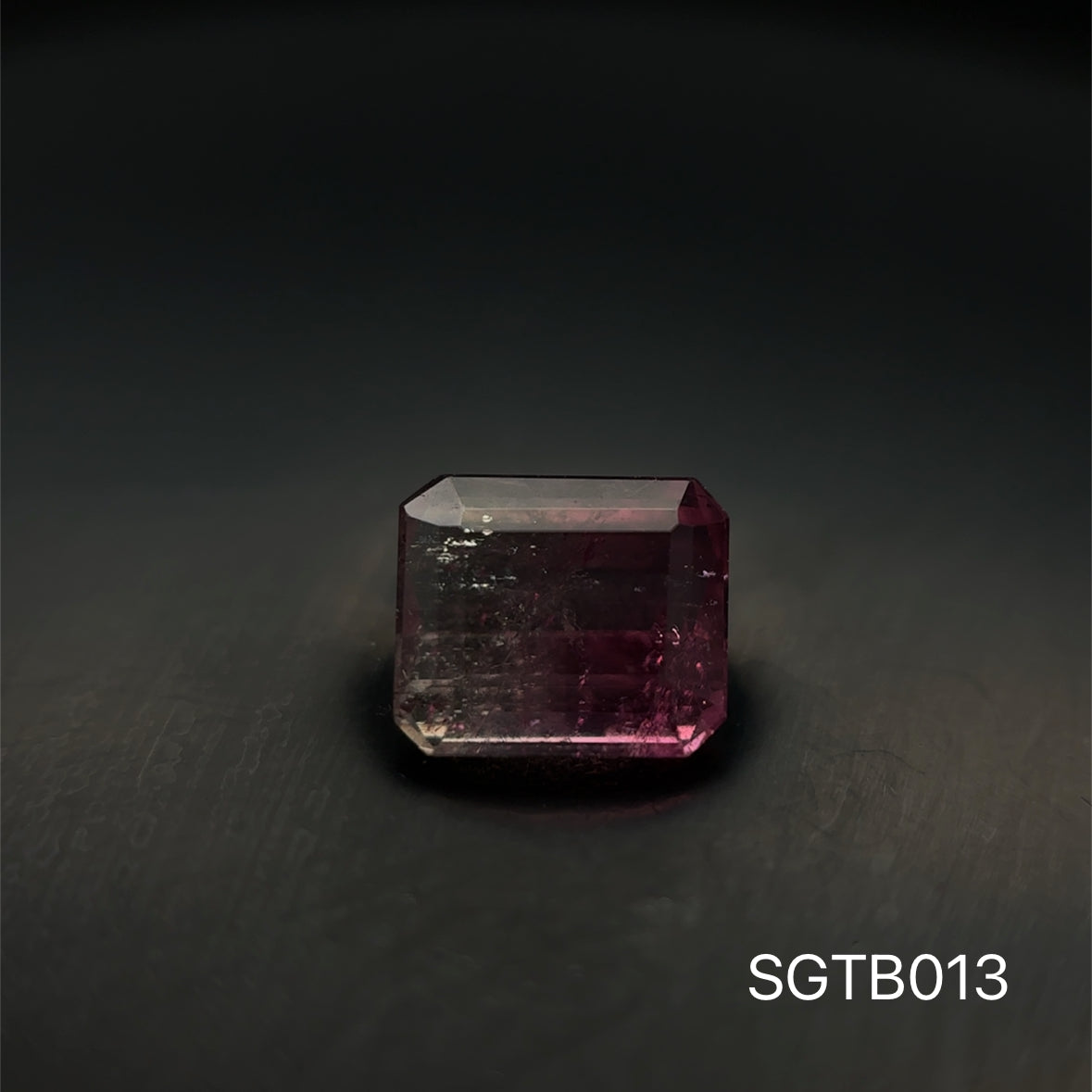 TURMALINA BICOLOR 1.37 CT 5.78 X 6.78 MM