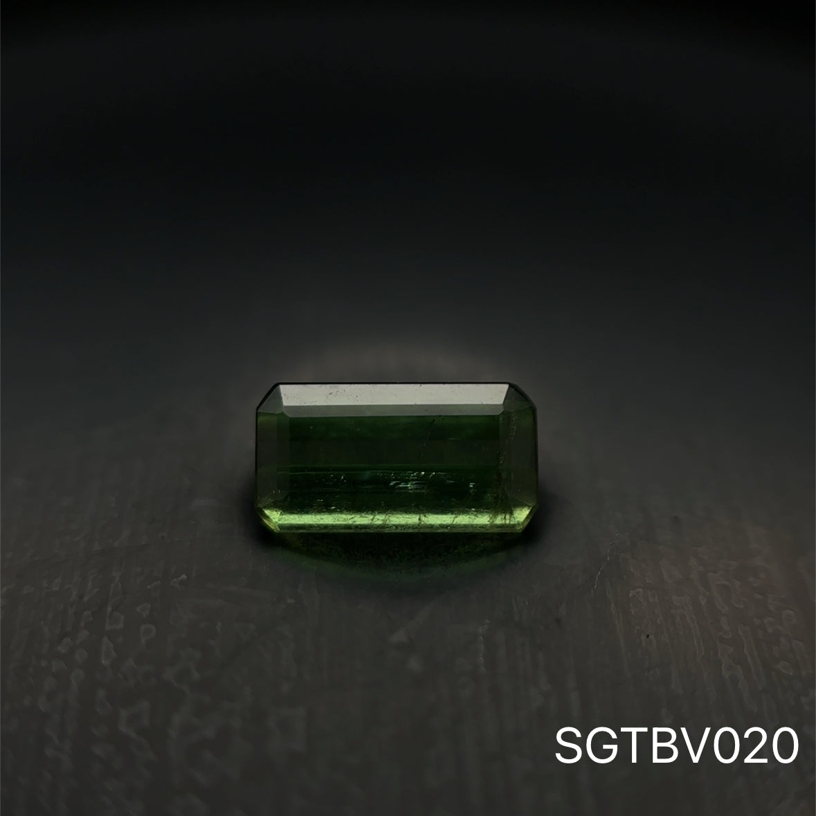 TURMALINA 0.955 CTS 4.17 X 7.88 MM