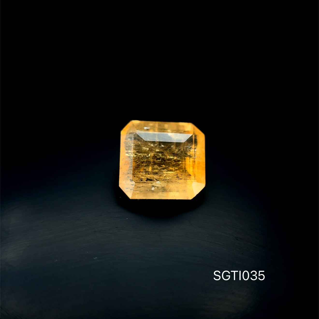 TOPACIO IMPERIAL ESMERALDA 5.84 CT/ 9.37 X 10.12 MM