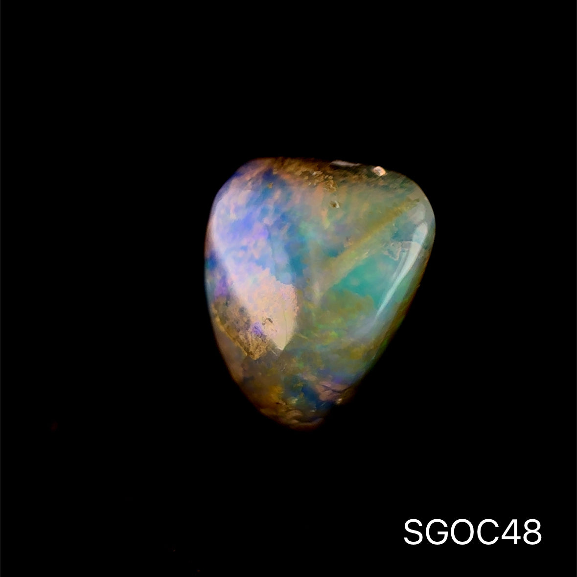 OPALO ETIOPIA 2.97 CT/ 8.57 X 11.58 MM