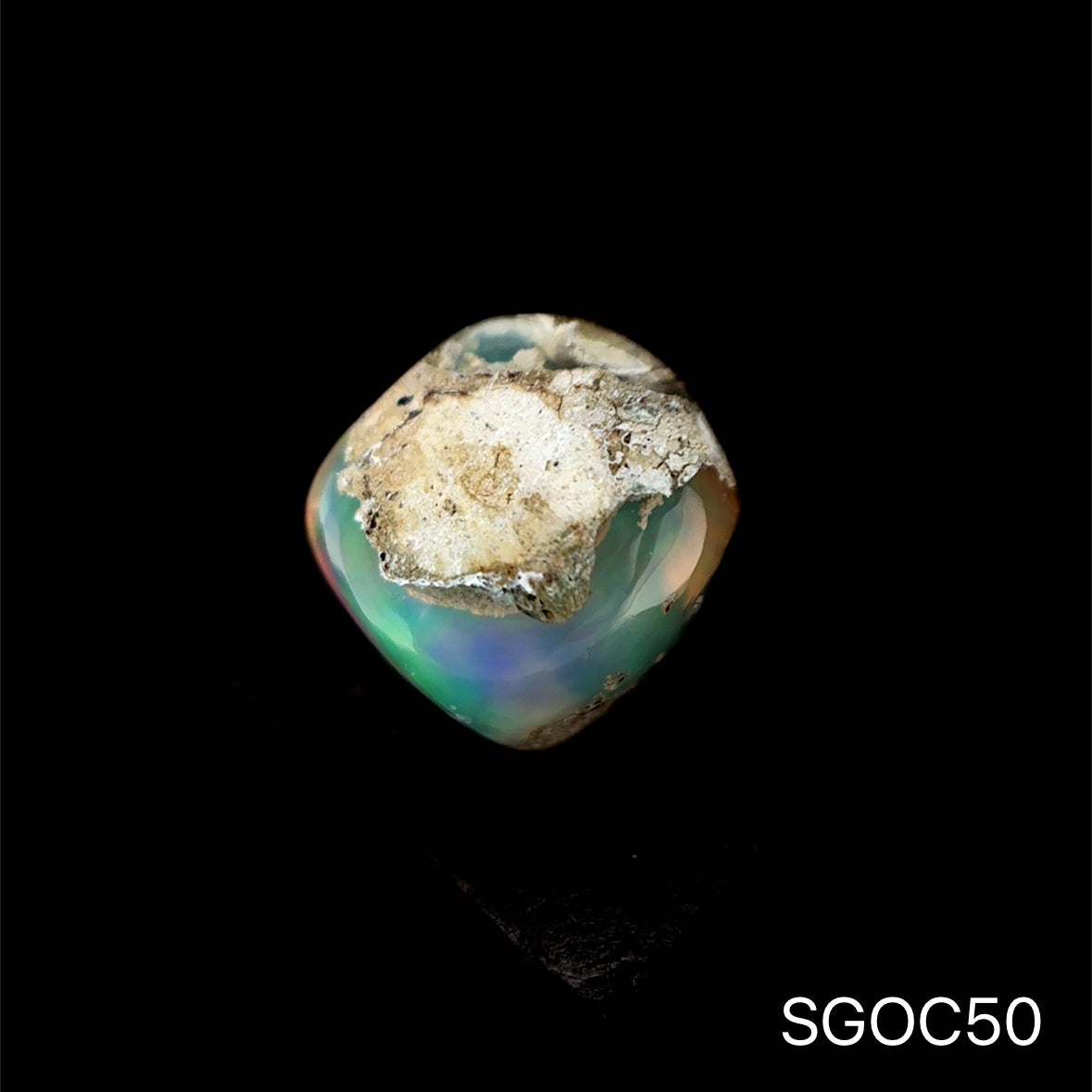 OPALO ETIOPIA 3.54 CT/ 11.27 X 11.35 MM