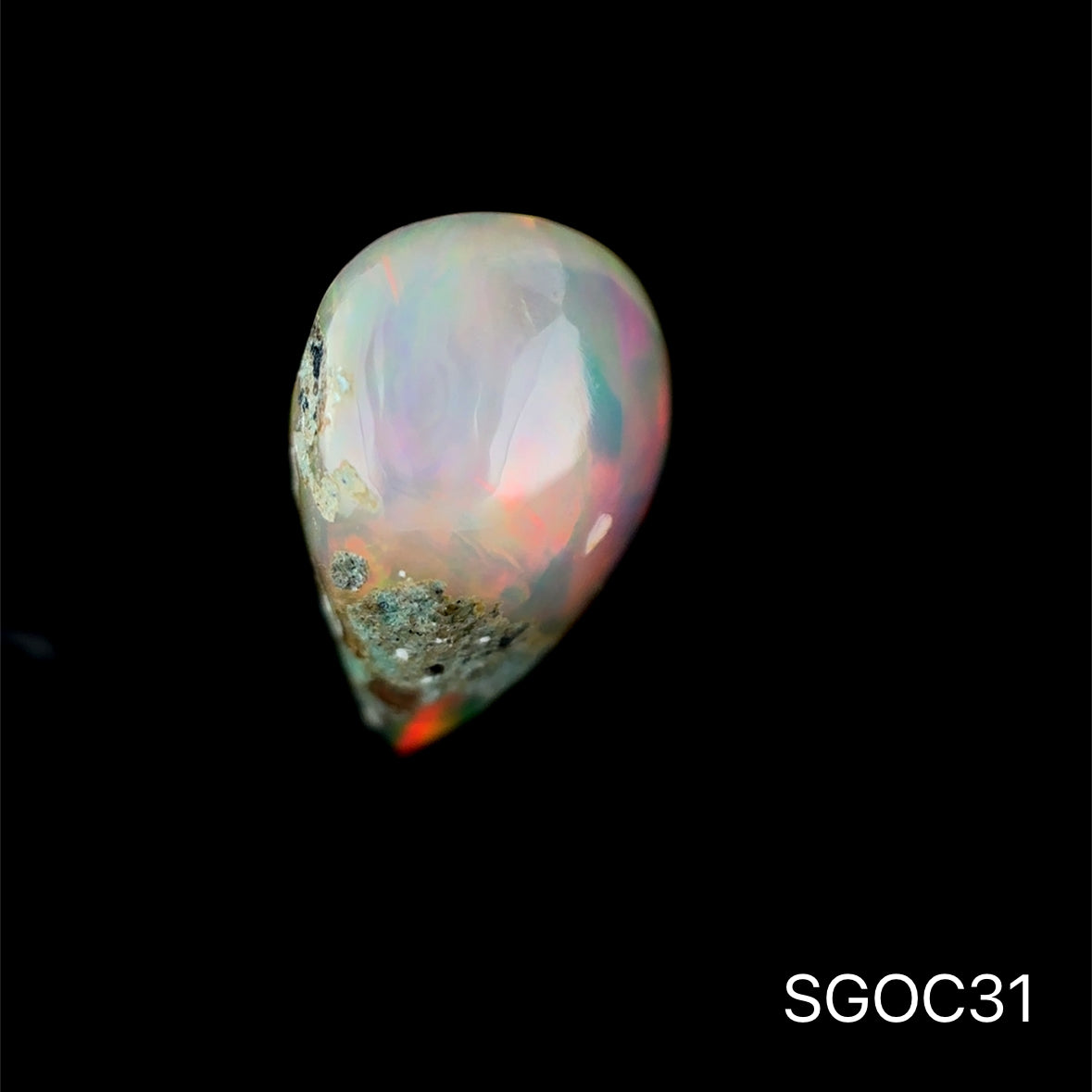OPALO ETIOPIA 4.28 CT/ 16.87 X 19.25 MM
