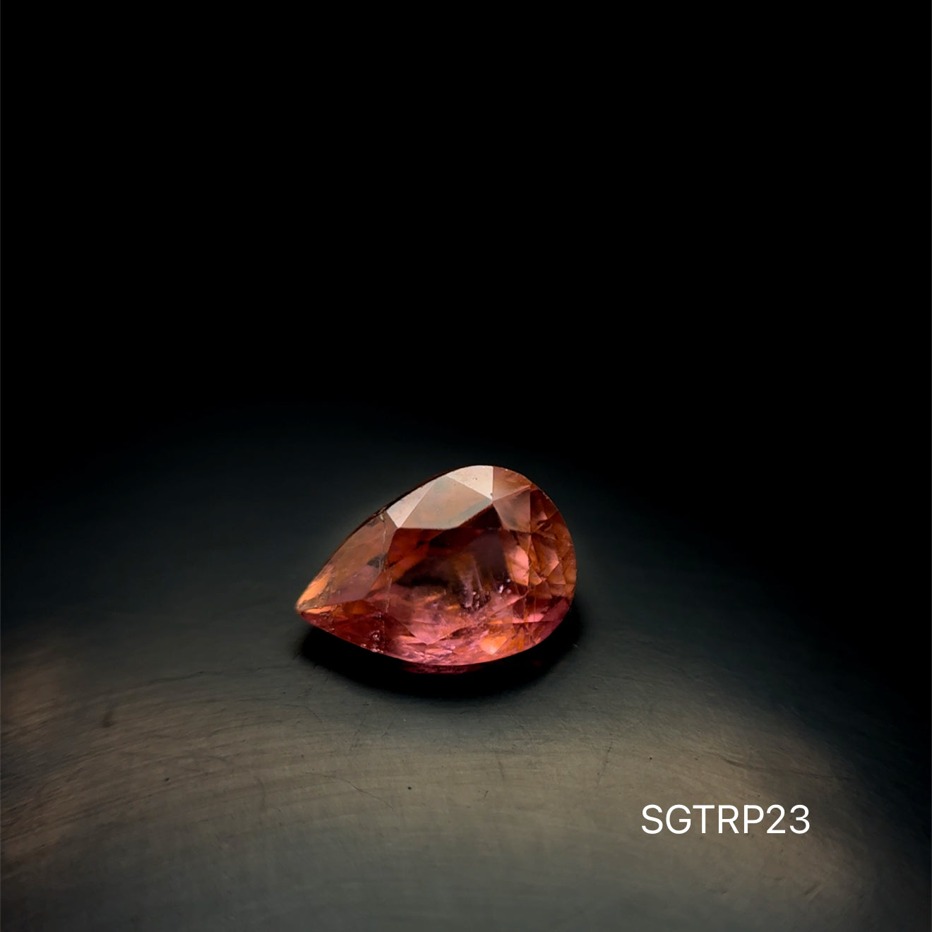 TURMALINA PERA 7.29 X 10.45 2.58 CTS