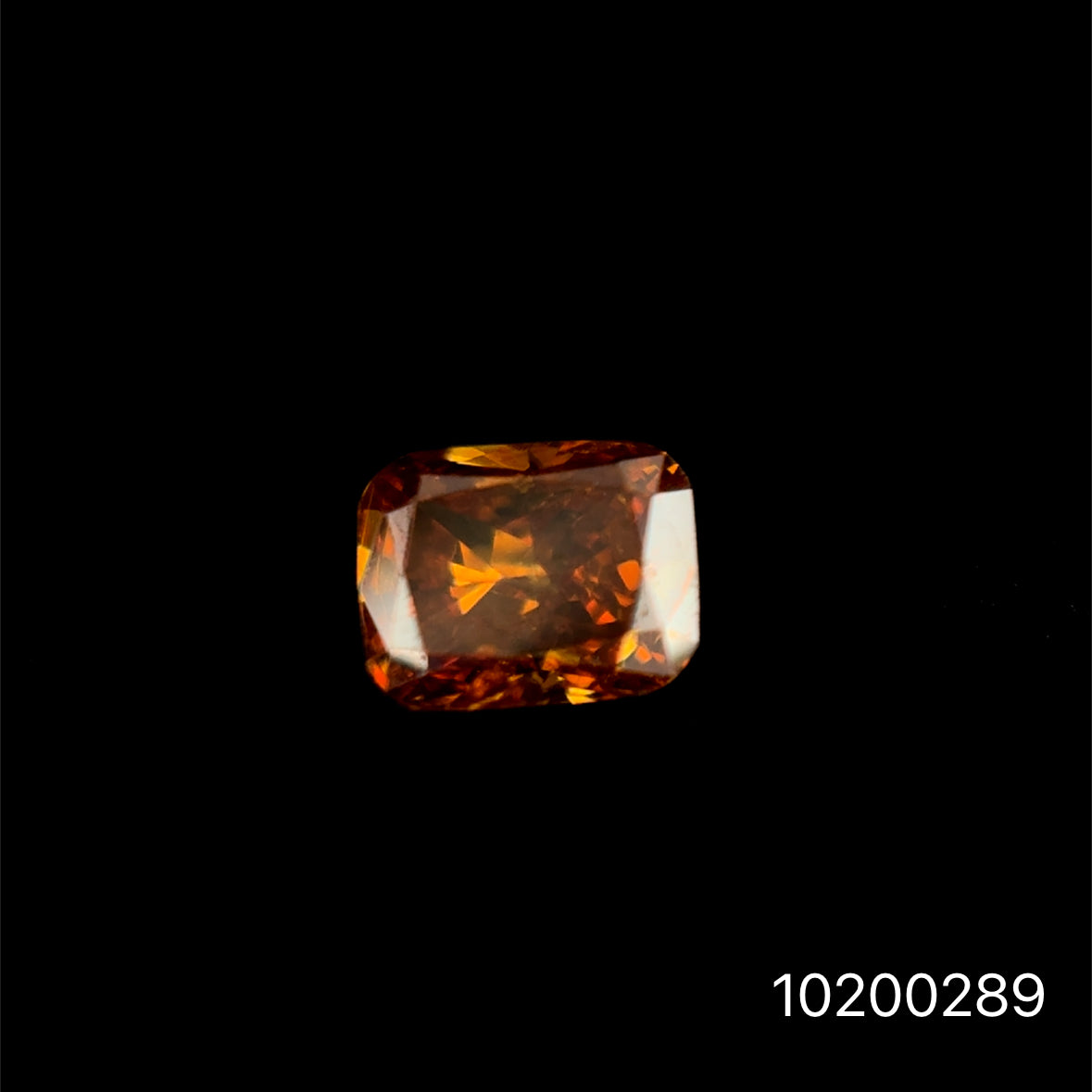 DIAMANTE FANCY DARK YELLOW RADIANT 0.19 CTS
