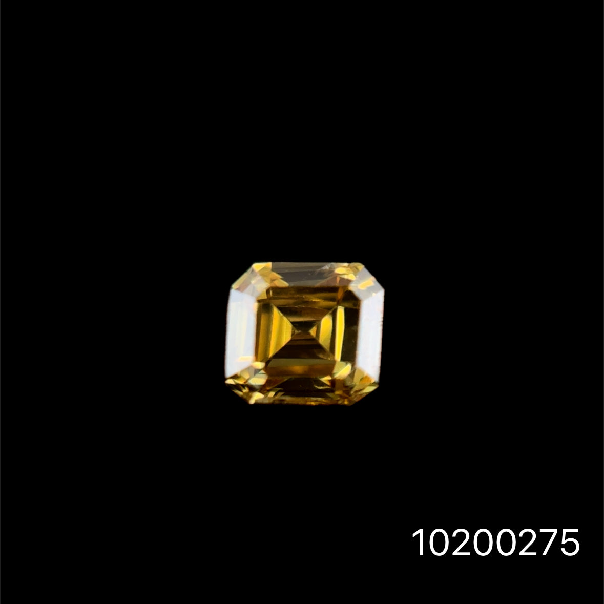 DIAMANTE FANCY DARK YELLOW EMERALD SQUARE 0.145 CTS