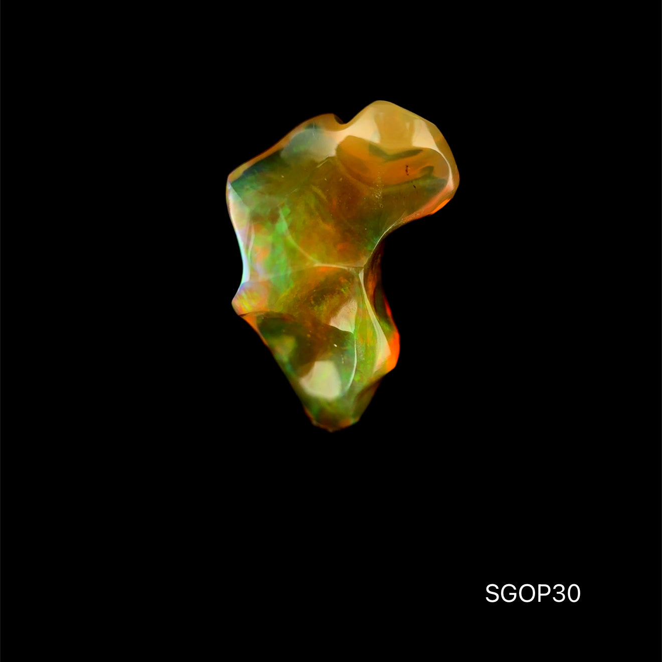 OPALO ETIOPIA 5.54 CTS 12.61 X 20.4 MM