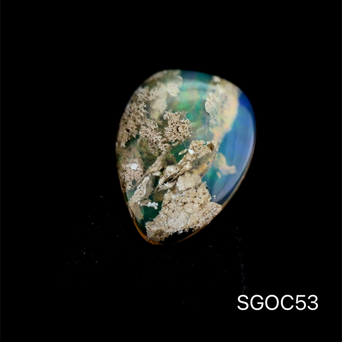 OPALO ETIOPIA 4.90 CT/ 16.11 X 12.53 MM
