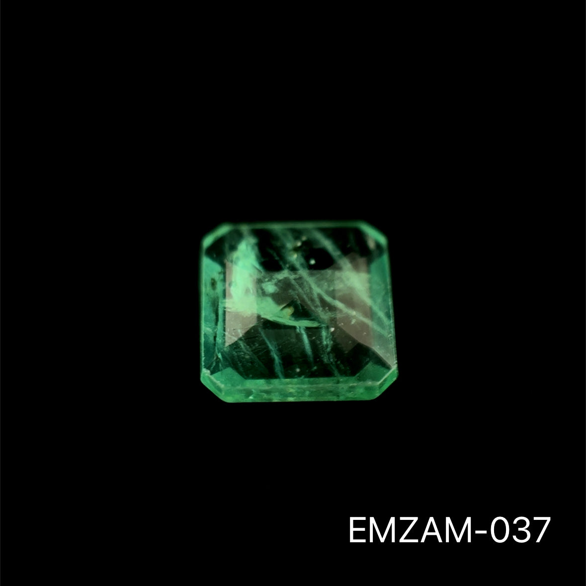 ESMERALDA ZAMBIA ESMERALDA 0.660 CTS 5.74 X 5.82 MM