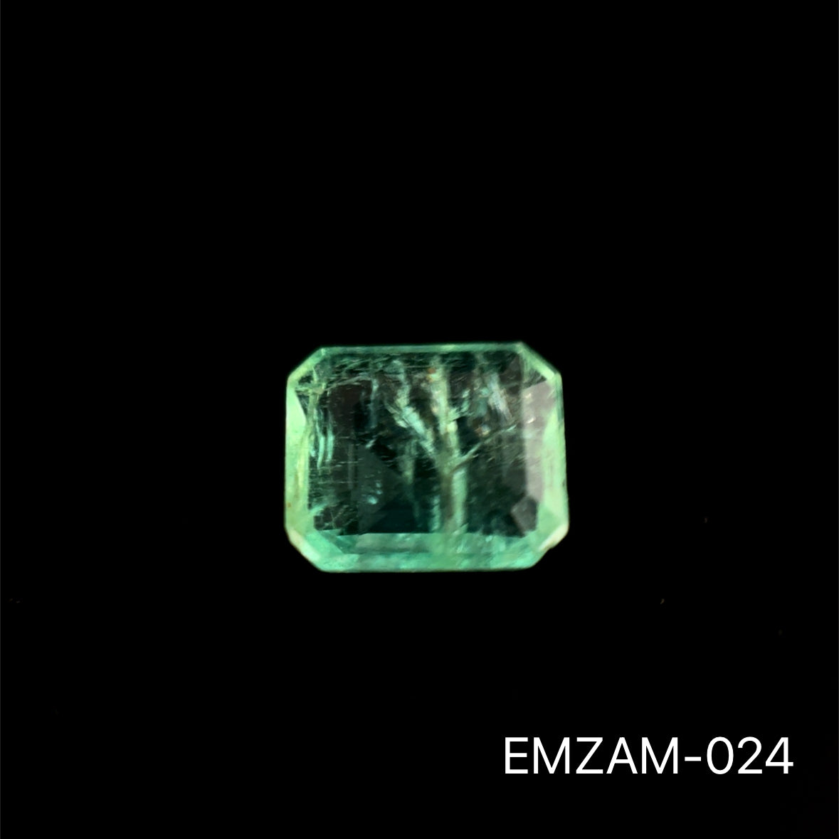 ESMERALDA ZAMBIA ESMERALDA 0.585 CTS 4.68 X 5.54 MM