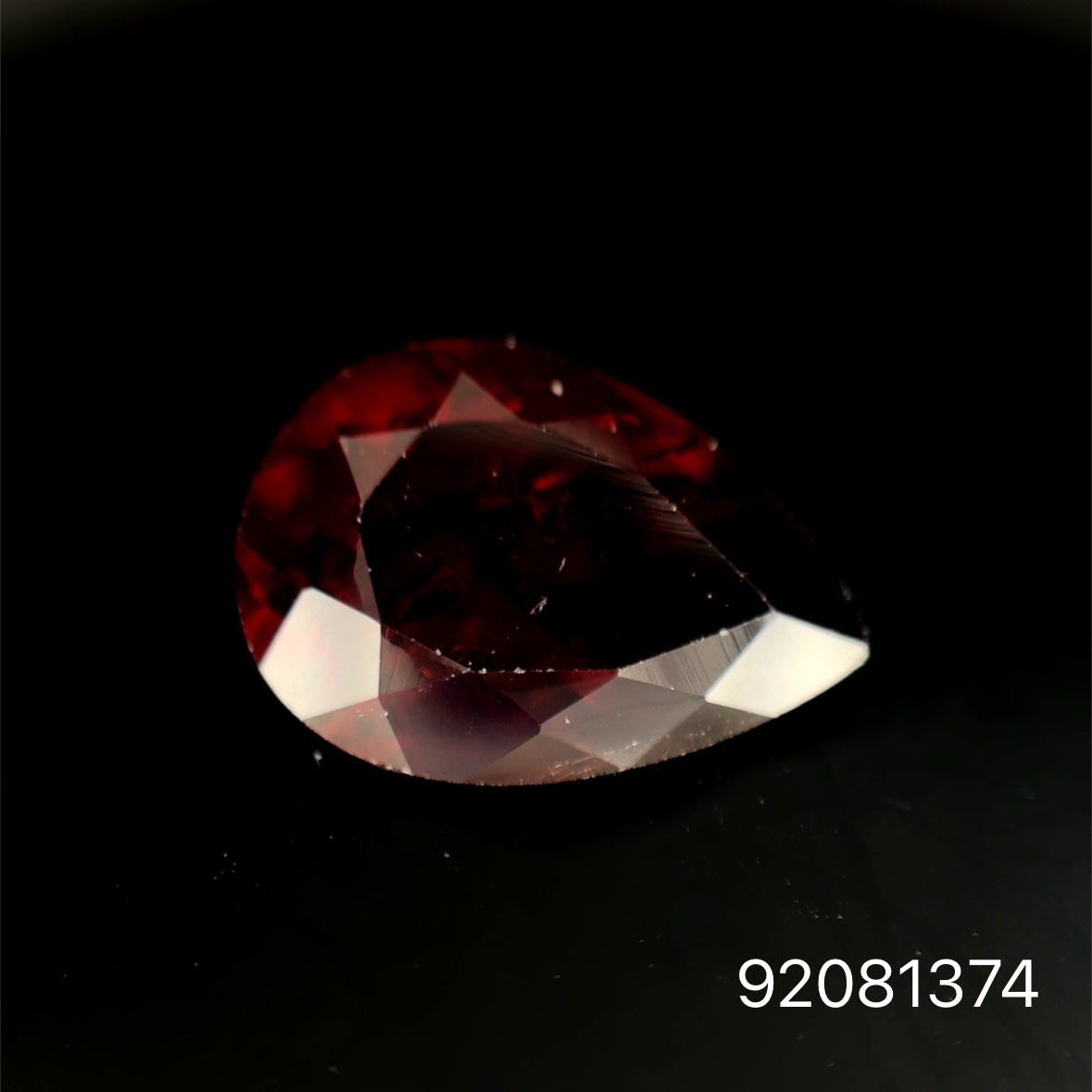 GRANATE PERA 8.21 CTS 10.74 X 14.94 MM