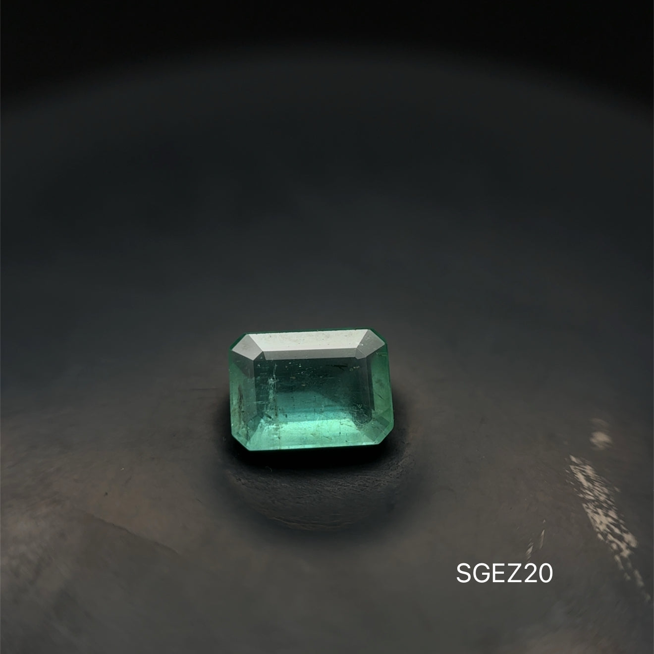 ESMERALDA ZAMBIA C.ESMERALDA 0.810 CTS 6.6 X 5.05 MM