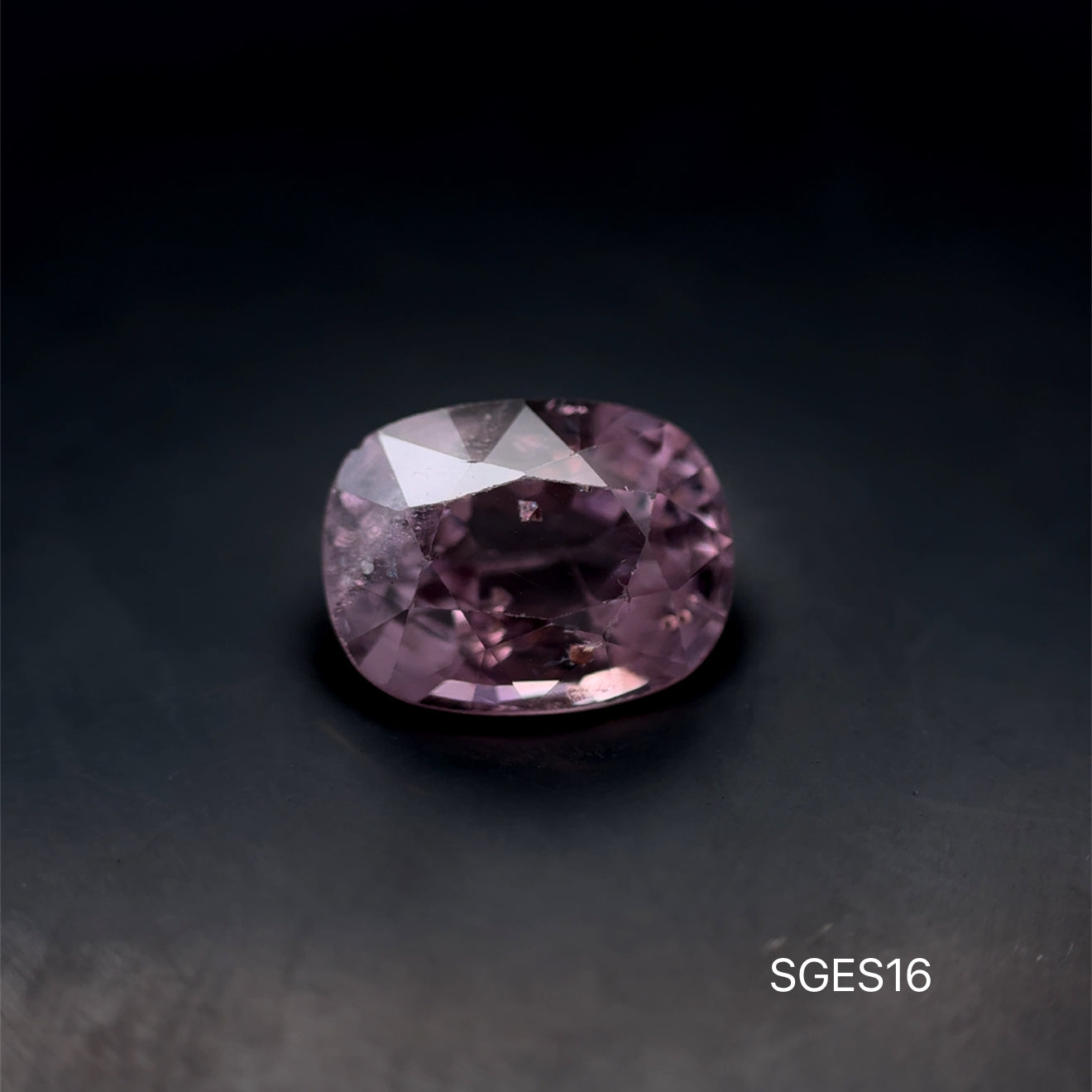 ESPINELA CORTE CUSHION 1.93 CTS 6.35 X 8.27 MM