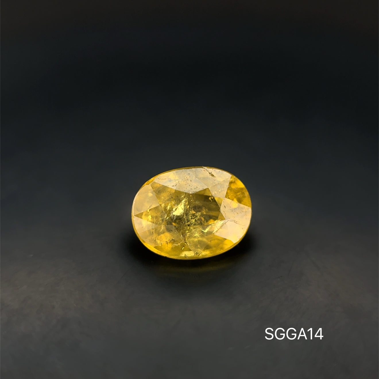 GRANATE AMARILLO OVAL 1.82 CT/ 6.19 X 8.07 MM