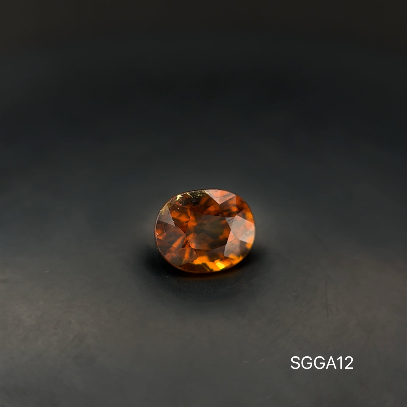 GRANATE AMARILLO OVAL 1.26 CT/ 5.66 X 6.92 MM