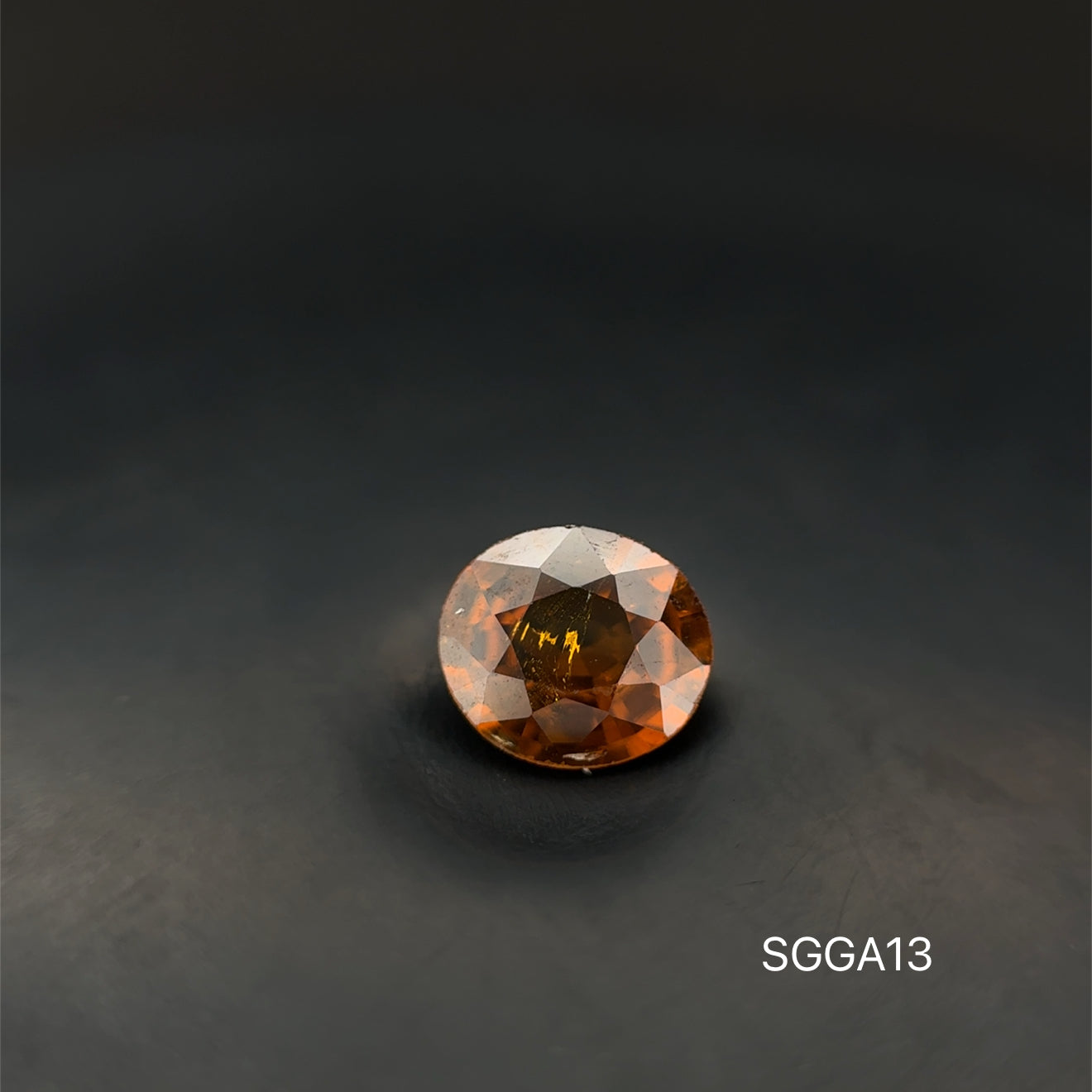 GRANATE AMARILLO OVAL 1.14 CT/ 6.14 X 6.96 MM