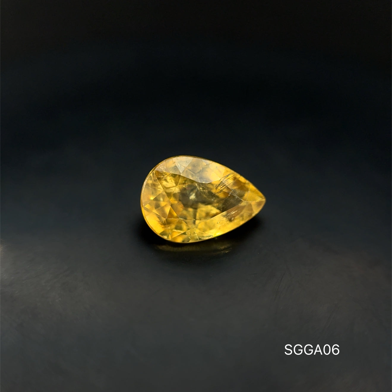 GRANATE AMARILLO PERA 2.70 CT/ 7.06 X 10.08 MM
