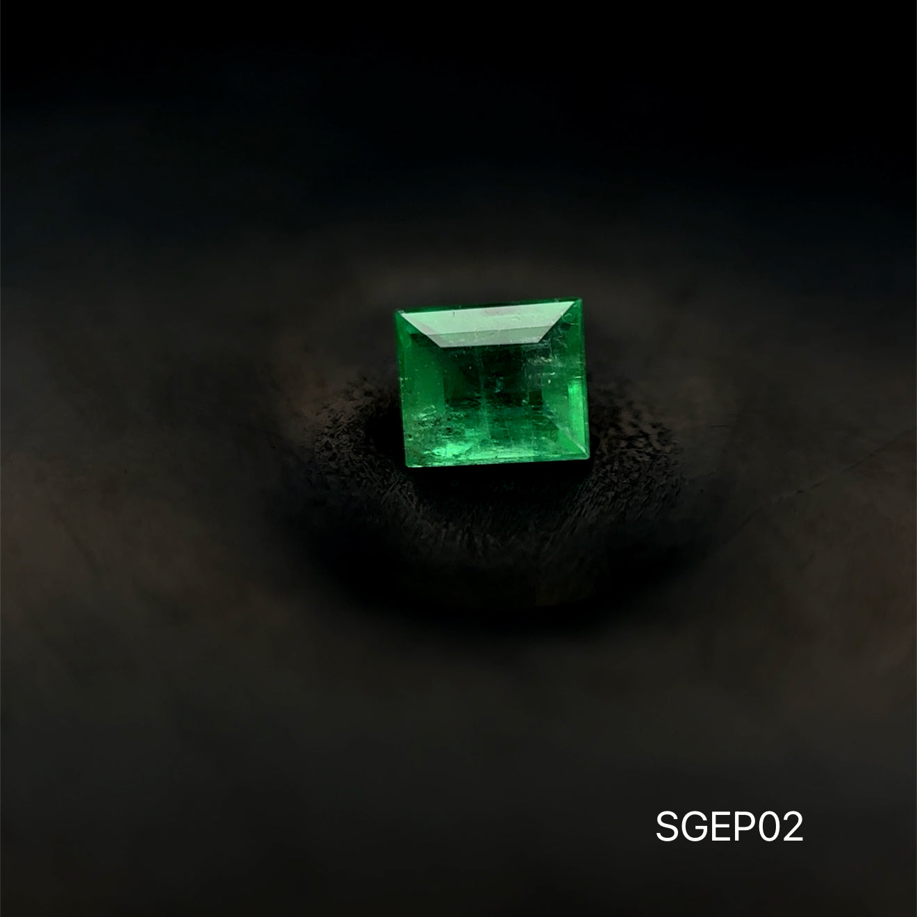 ESMERALDA COLOMBIANA PRINCESS .17 CT/ 3.19 X 3.71 MM