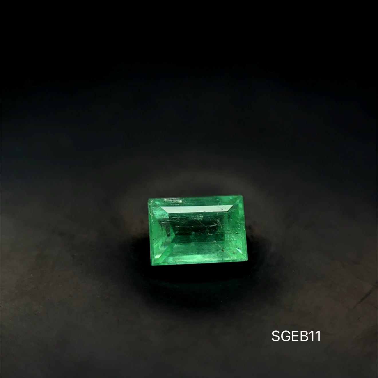 ESMERALDA COLOMBIANA BAGUETTE .45 CT/ 3.81 X 5.41 MM