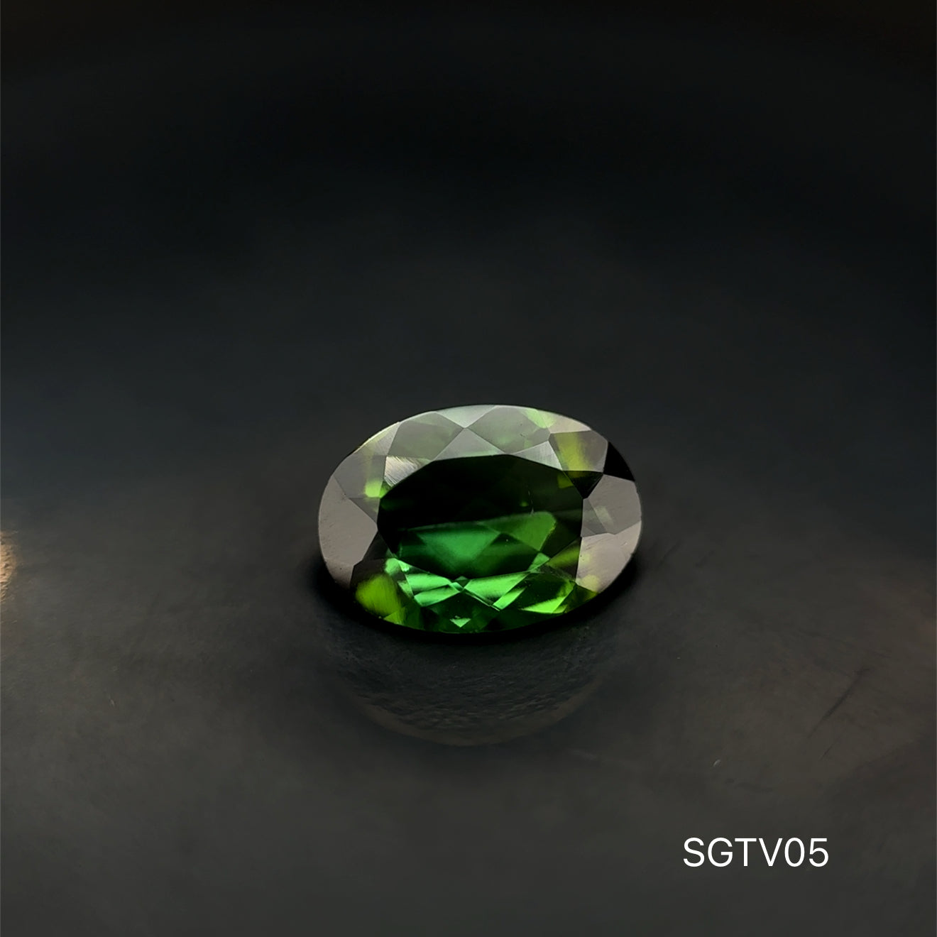 TURMALINA VERDE 1.21 CT/ 6.13 X 8.68 X 3.12 MM