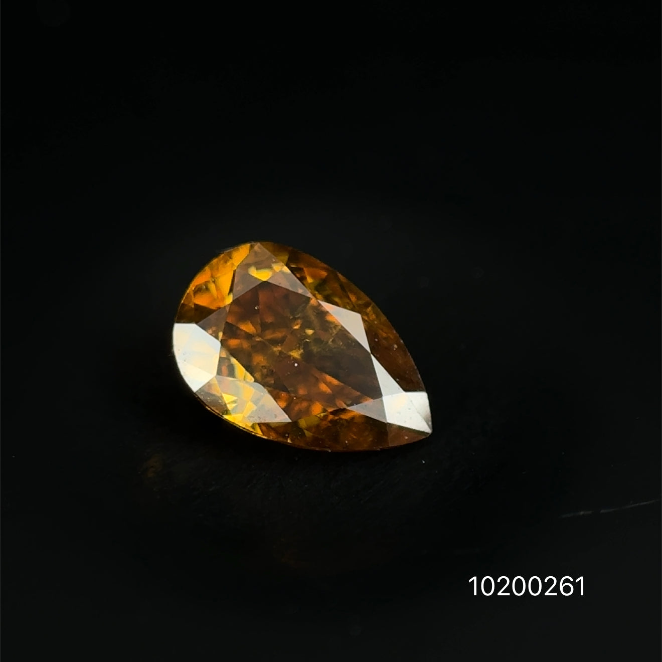 DIAMANTE FANCY DARK YELLOW PERA 0.34 CTS