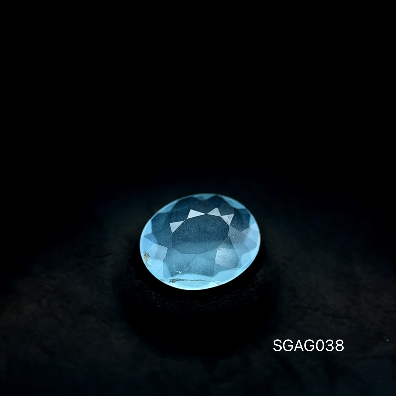 AGUAMARINA 0.845 CTS 5.9 X 7.81 X 3.12 MM